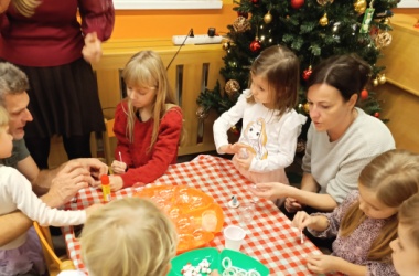 11. 12. Vánoční besídka