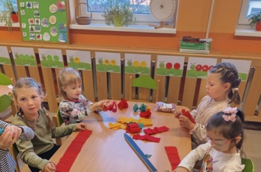 3. 10. Hody ve školce